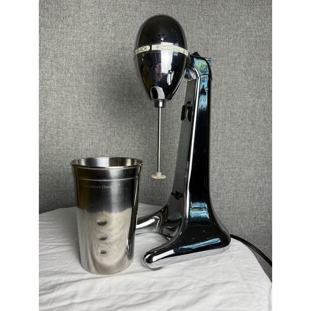 Hamilton Beach Proctor Silex Classic Drinkmaster Chrome Plastic Shake Machine